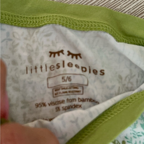 Little Sleepies 5/6 - Picture 3 of 6